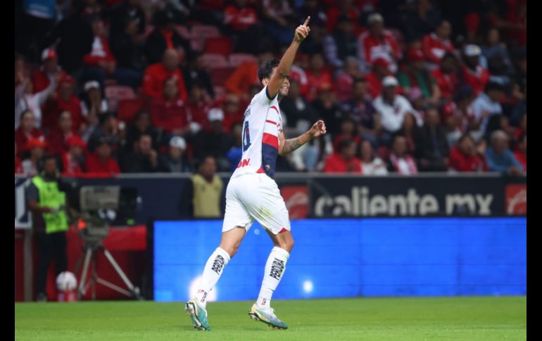 Marín podrá presumir que su nombre se ha metido para siempre en la historia del conjunto rojiblanco. CORTESÍA/CHIVAS