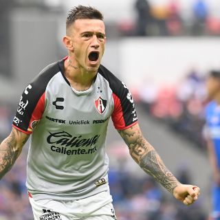 "Huevo" Lozano podría estar con Atlas ante Chivas