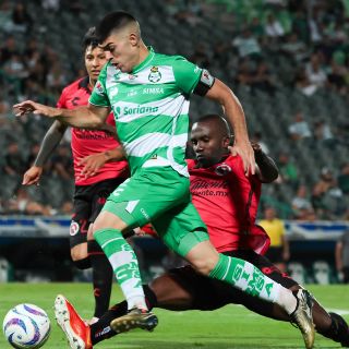 Santos saca importante triunfo ante Xolos