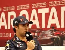 Como resultado de su calificación, Checo partirá en la posición número 13 en la carrera del domingo. EFE / A. Haider