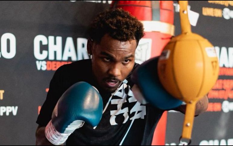 Fue a través de un live en sus redes sociales donde el boxeador se mostró molesto debido a que sus hijos están sufriendo bullying en la escuela, luego de que su hermano Jermell perdiera en Las Vegas ante el “Canelo”. INSTAGRAM / futureofboxing