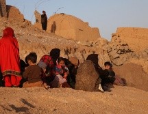 El Talibán instó a las organizaciones locales a llegar lo antes posible a las zonas afectadas por el sismo para ayudar a trasladar a los heridos al hospital, proporcionar refugio y entregar alimentos. EFE