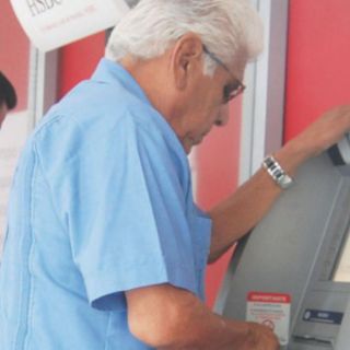 ¿Quiénes son los pensionados del IMSS que no reciben aguinaldo este 2023?