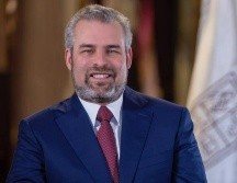Durante una conferencia de prensa, el gobernador de Michoacán, Alfredo Ramírez Bedolla se burló del conflicto entre Hamás e Israel. ESPECIAL.