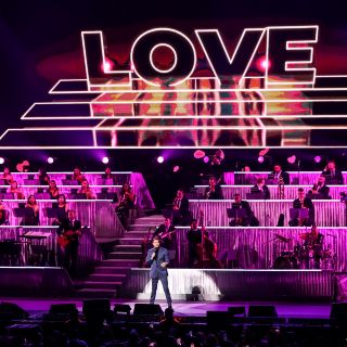 Michel Bublé conquista a tapatíos con su voz y carisma