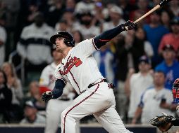 Travis d’Arnaud (en la imagen) y Austin Riley dispararon un jonrón de dos carreras cada uno en el triunfo de los Bravos de Atlanta. AP/J. Bazemore