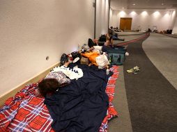 Se cuentan con 23 refugios temporales habilitados para las costas de Jalisco y son más de mil elementos de los tres órdenes de Gobierno los que trabajan en las costas de Jalisco. EFE/Archivo.