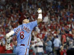 El cubano Nick Castellanos es el primer jugador en la historia de la MLB en disparar 2 jonrones en partidos consecutivos en postemporada. EFE/J. Lane