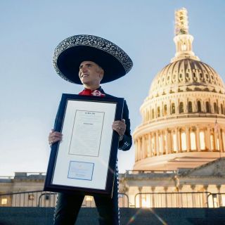 ¡Un charro llega al Capitolio!