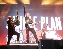 La nostalgia reavivó el ánimo juvenil con la participación de Simple Plan. CORTESÍA/M. González