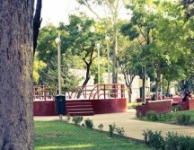 En este parque, que se ubica entre las avenidas Federalismo y Juárez operan alrededor de mil 600 comerciantes. ESPECIAL