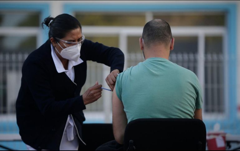 La Campaña Nacional de Vacunación contra la influenza y COVID-19 ha dado comienzo e todo el país. EL INFORMADOR/ ARCHIVO.