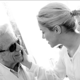 Shakira viaja de urgencia a Colombia; su padre se encuentra delicado de salud