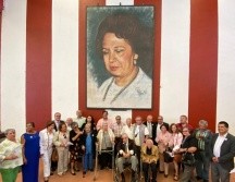El plantel colocó una magna imagen de la profesora Idolina Gaona Ruíz de Cosío, una de las fundadoras de la escuela, además, el plantel tiene su nombre desde 1990. ESPECIAL