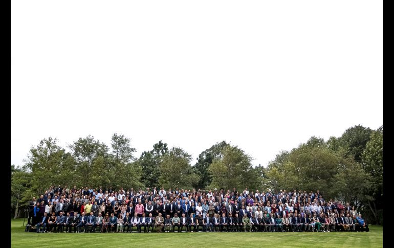 Al evento sobre el proyecto de la primera planta pública acudieron distintos empresarios y políticos. EL INFORMADOR / H. Figueroa