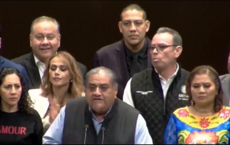 En redes sociales resaltaron que el diputado aparentemente no sabía de que estaba hablando. ESPECIAL/Twitter