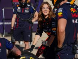 La estadounidense Drew Barrymore, pudo disfrutar de una vuelta por el circuito, además de convivir con parte del equipo de Red Bull, incluido el tapatío. EFE / S. Thew