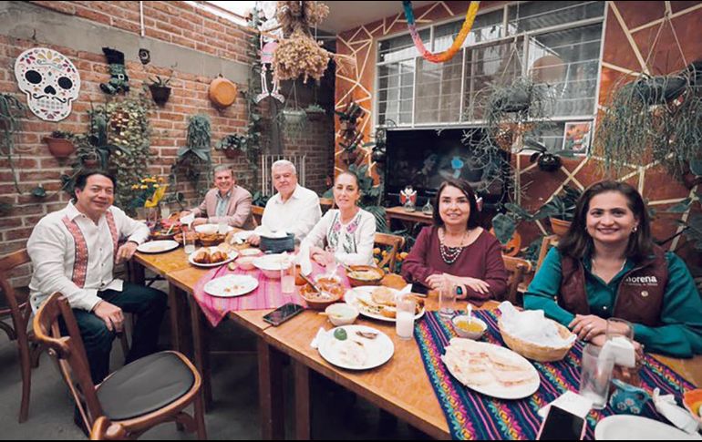 Líderes de Morena y Claudia Sheinbaum se reunieron en Guanajuato con militantes. ESPECIAL