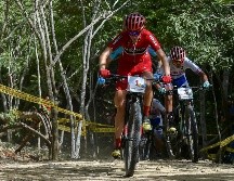 La mañana de este sábado, Campuzano tenía la misión de refrendar su título y todo apuntaba a un bicampeonato. AFP / ARCHIVO
