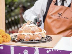 Pan de Muerto. Esta delicia se puede acompañar con una taza con chocolate. ESPECIAL