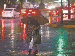 Se pide a la población extremar precauciones en las zonas de los estados que se mencionan por lluvias, viento y oleaje. SUN / ARCHIVO