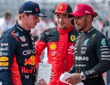 Lewis Hamilton de Mercedes y Charles Leclerc de Ferrari han sido excluidos de los resultados de la carrera. EFE/ S. THEW.