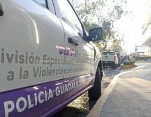 una mujer que abordaba un camión de la ruta 629 bajó de la unidad y solicitó ayuda, ya que reclamó que un hombre había tocado a su hija de 11 años. ESPECIAL.