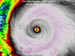 La Comisión Federal de Electricidad trabaja en restablecer la energía eléctrica en Guerrero, sin embargo la telefonía y el internet todavía no se recuperan por completo. CORTESÍA / NOAA / NASA