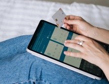 Las transferencias bancarias puedes hacerlas cualquier día de la semana durante las 24 horas del día. ESPECIAL/Pexels Miroshnichenko