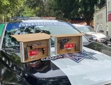 Tras una inspección al hombre, los oficiales le encontraron una pistola calibre .380 con 7 cartuchos útiles, así como una subametralladora calibre .22 con dos tiros. CORTESÍA