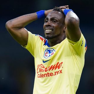 Julián Quiñones reacciona al doblete de Santi Giménez en la Champions