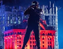 El cantante ofreció lo mejor de su repertorio. EL INFORMADOR/ A. Navarro