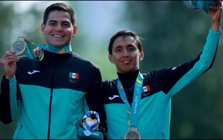 Los oros fueron complementados por Duilio Carrillo y Emiliano Hernández en relevos mixtos de pentatlón moderno. TWITTER / @CONADE