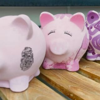 Subasta de arte con causa rosa