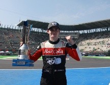 Jorge Garciarce se llevó el triunfo en la carrera de Gran Turismo México (GTM). EL INFORMADOR/ CORTESÍA.