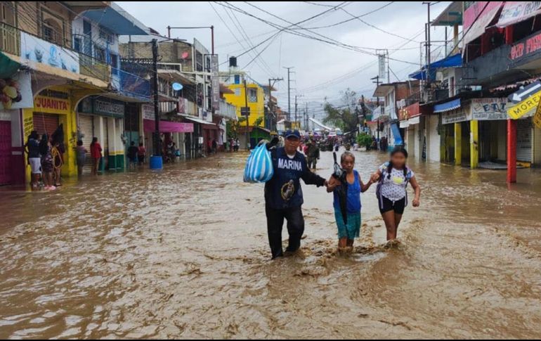 Se han rescatado 23 personas, se han recuperado 10 cuerpos y se han hecho cuatro evacuaciones médicas. CORTESÍA / SEMAR