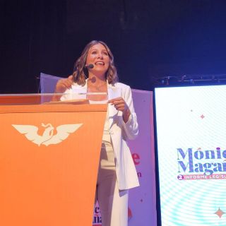 Rinde informe de actividades Mónica Magaña; destaca labor en salud y movilidad