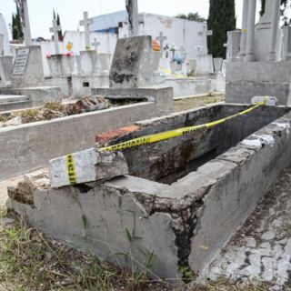 Abandonan 118 mil tumbas en Guadalajara; alertan por riesgo