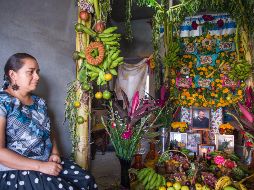 no de los principales rituales del Día de Muertos, reconocido a partir de 2008 como Patrimonio Cultural Inmaterial de la Humanidad por la UNESCO, es el montaje de un altar en los hogares. EFE / L. Villalobos