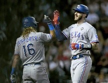 Los Rangers se encuentran a sólo un partido de llevarse la Serie Mundial. EFE/ J. MABANGLO.