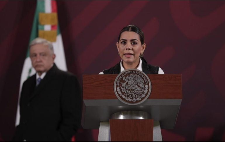 López Obrador y Evelyn Salgado, gobernadora de Guerrero. SUN/ G. Pano