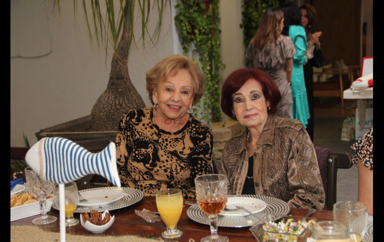 Silvia Salazar y Lupita de Hecht. GENTE BIEN JALISCO/ Esmeralda Escamilla