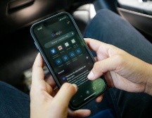 Evitar almacenar cantidades excesivas de datos personales sin cifrar en un dispositivo móvil. EL INFORMADOR / ARCHIVO