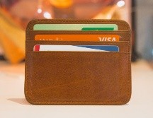 Las tarjetas de crédito son muy utilizadas en la vida diaria. UNSPLASH/ Foto de Stephen Phillips