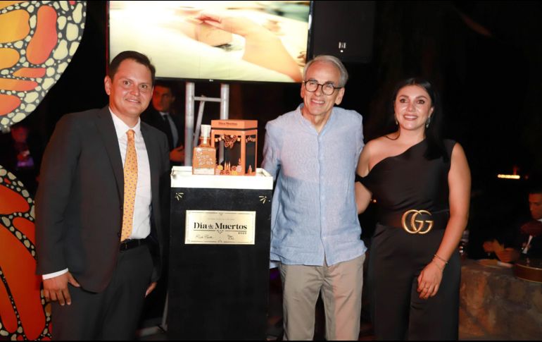 Alberto Partida, Rodo Padilla  y Leticia Partida. GENTE BIEN JALISCO/ Tony Martínez