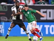 La prensa de Argentina no tiene muchas esperanzas en Santiago Giménez. IMAGO7.