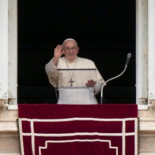 Maradona o Messi: El Papa Francisco señaló a su jugador favorito