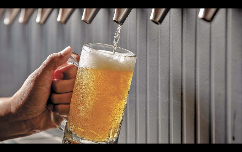 El consumo de la cerveza puede ser especialmente dañino para aquellas personas que ya padecen cirrosis hepática o tienen problemas hepáticos. SUN / ARCHIVO