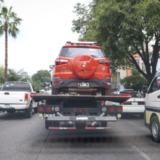 Denuncian corrupción y grúas ilegales en cinco zonas de la ciudad