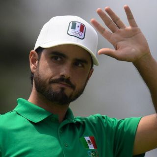 Abraham Ancer da el oro a México en golf